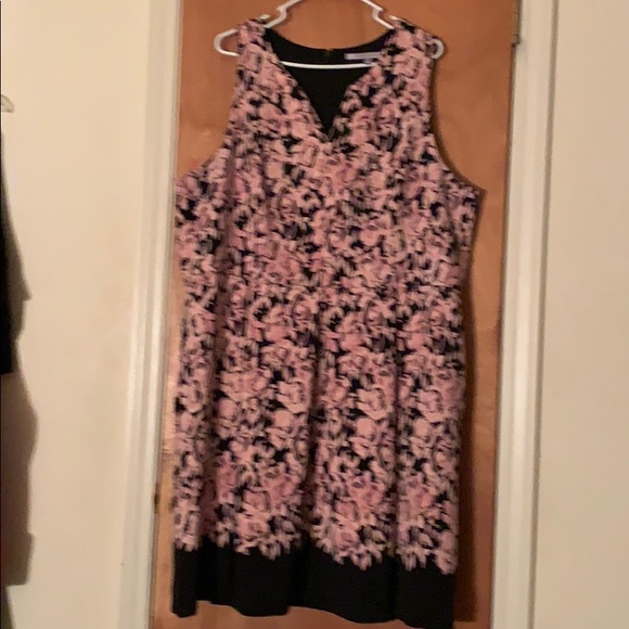 Luxe By Carmen Marc Valvo Dresses & Skirts - Women’s dress size 22W